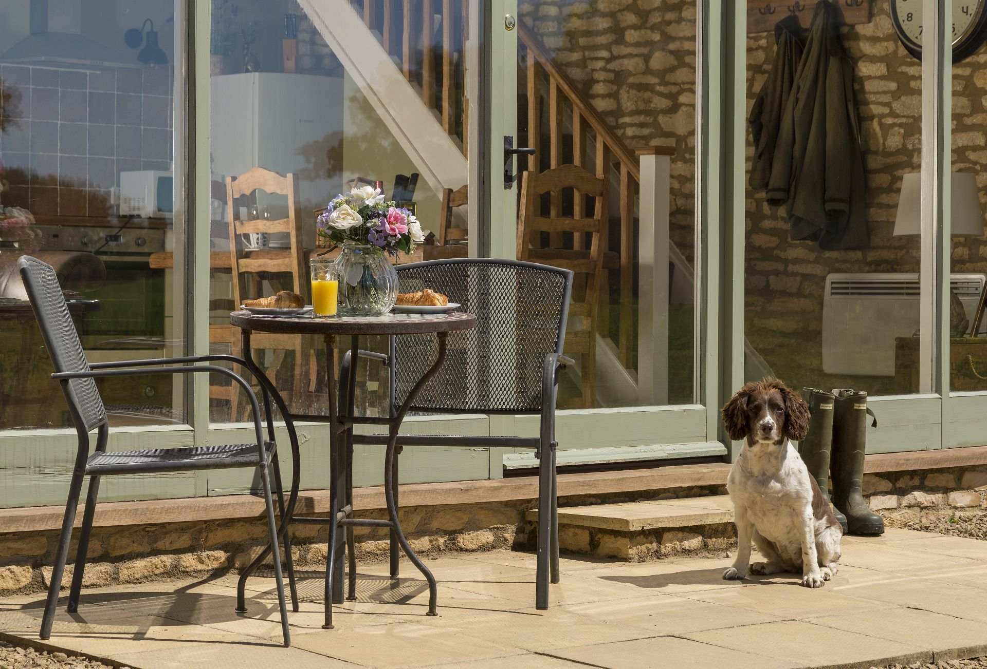 The Tractor Shed is located in Bourton-on-the-Hill