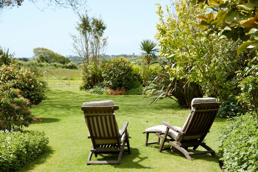 Tregadjack Farmhouse is located in Helston