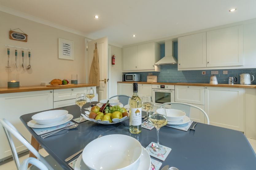 Curlews Cwtch sleeps 6