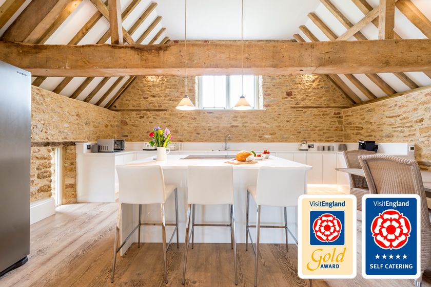 Merry Hill Barn sleeps 6