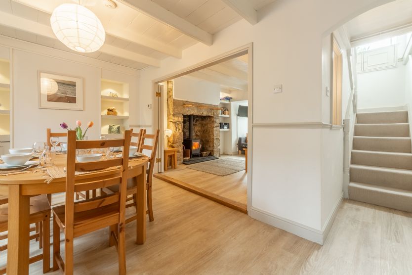 Porthgwidden Cottage sleeps 6