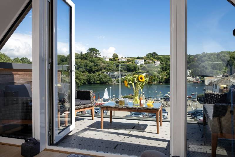 Fowey Penthouse sleeps 4