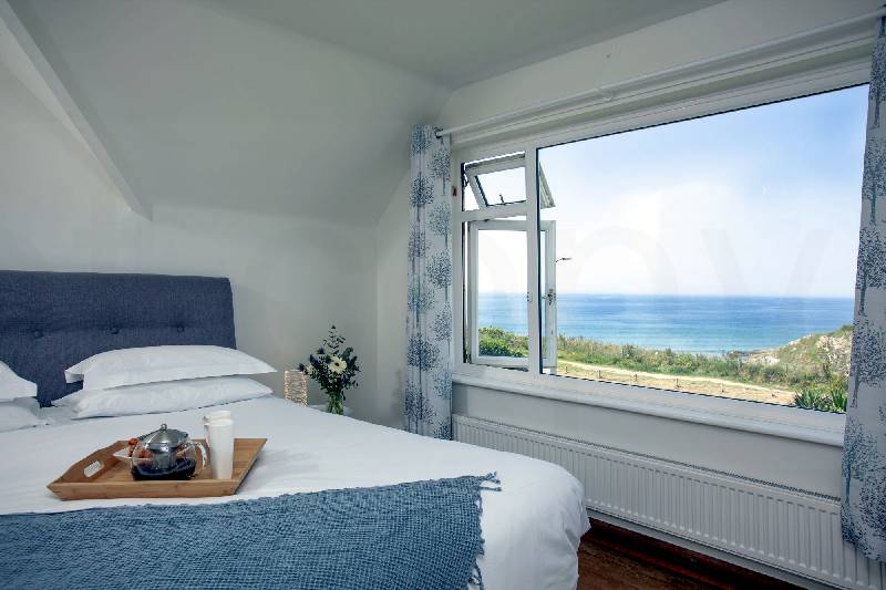 Little Close, Lusty Glaze sleeps 6