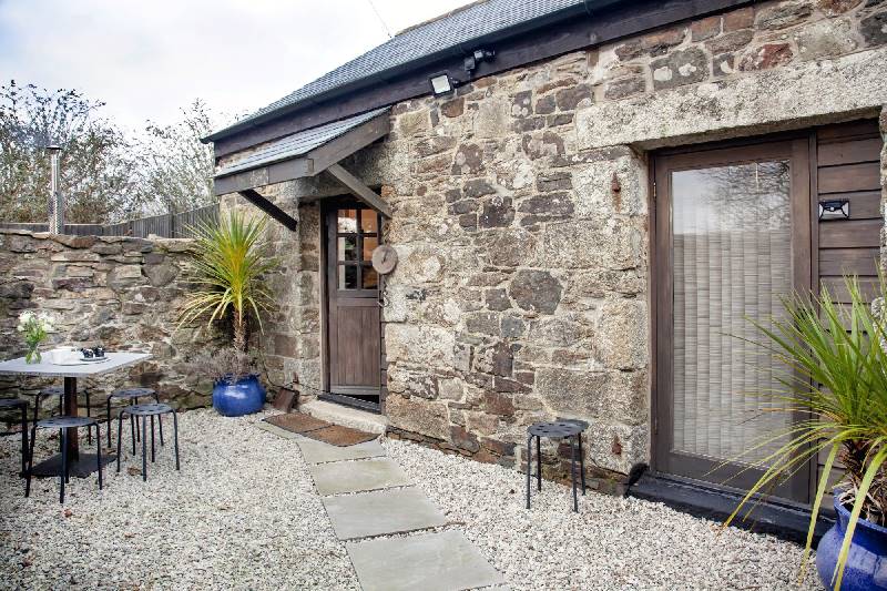 The Barn in Lanhydrock is in Lanhydrock, Cornwall