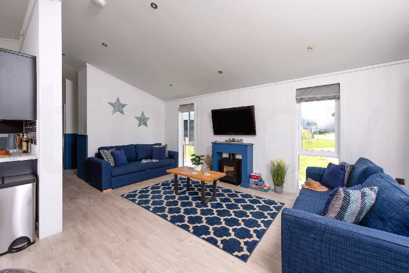 Buttercup Lodge, 33 Roadford Lake Lodges price range is 479 - £ 1849