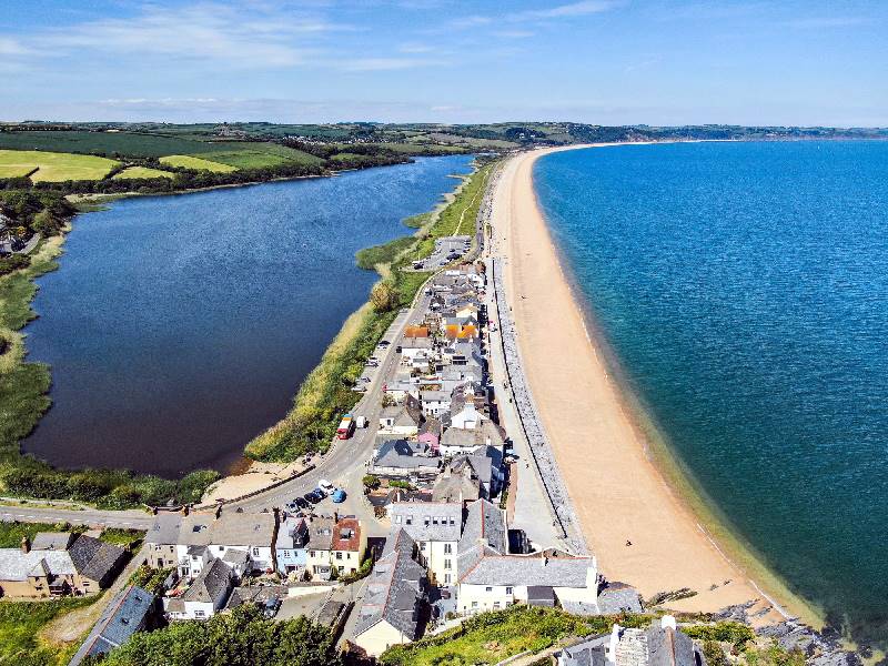 19 At The Beach is in Torcross, Devon