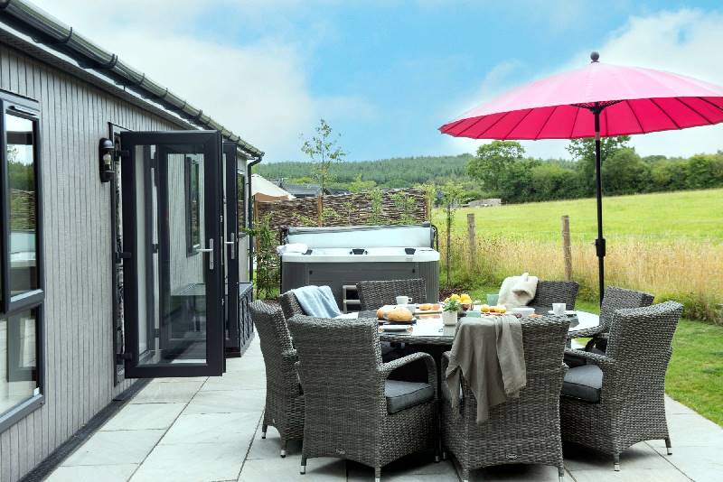 Blossom Lodge, 1 Roadford Lake Lodges sleeps 8