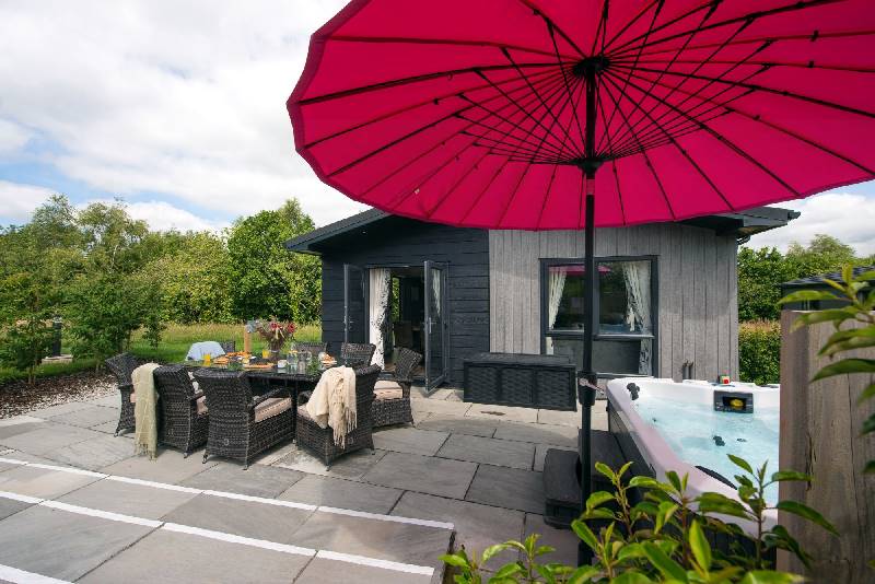 Foxglove Lodge, 31 Roadford Lake Lodges sleeps 8