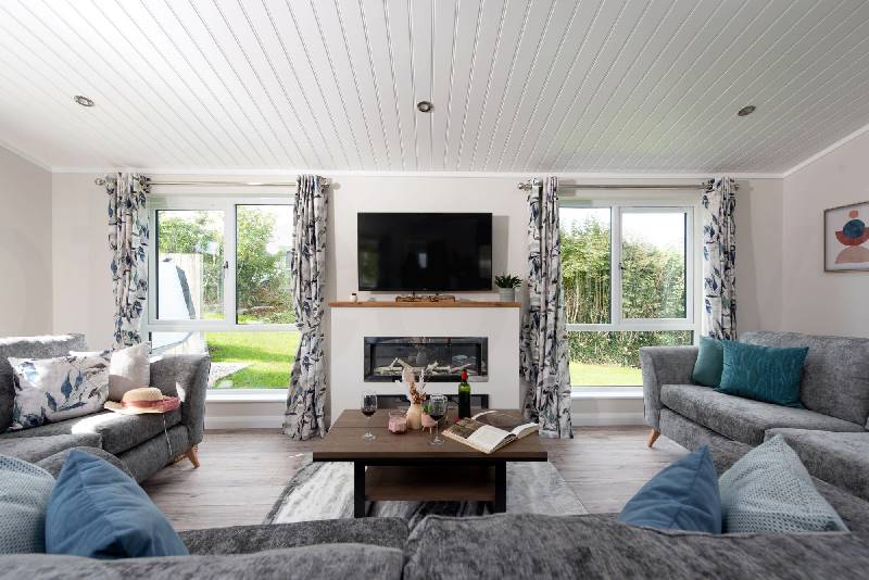 Iris Lodge, 18 Roadford Lake Lodges is in Lifton, Cornwall