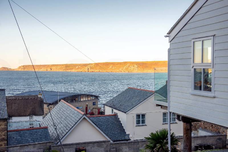 Sennen Surf Loft is in Sennen, Cornwall