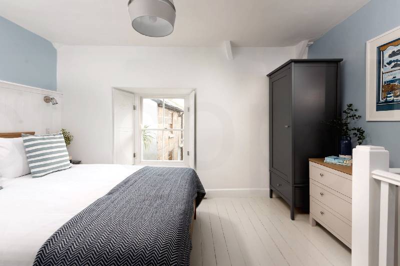 Newlyn Nookery sleeps 2