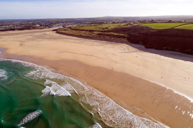 The Manor, Porthkidney Sands is in Lelant, Cornwall