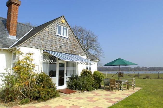 Sowley Gate House sleeps 10