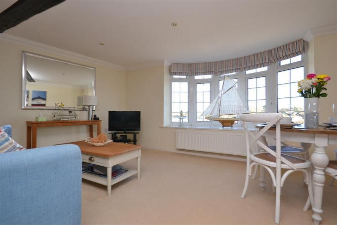 10 Admirals Court is in Lymington, Hampshire