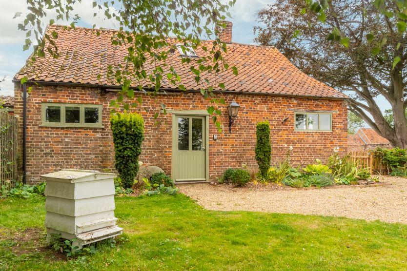 Stockmans Cottage is located in Foulsham