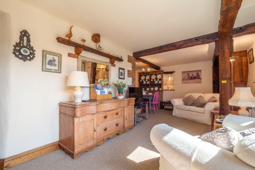 Eastgate Barn sleeps 4