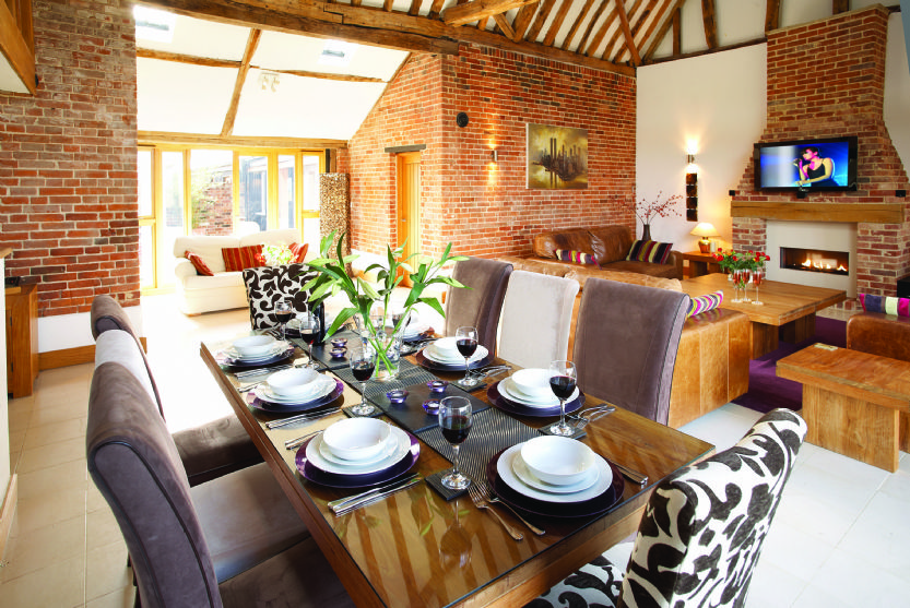 Thatch Barn sleeps 8