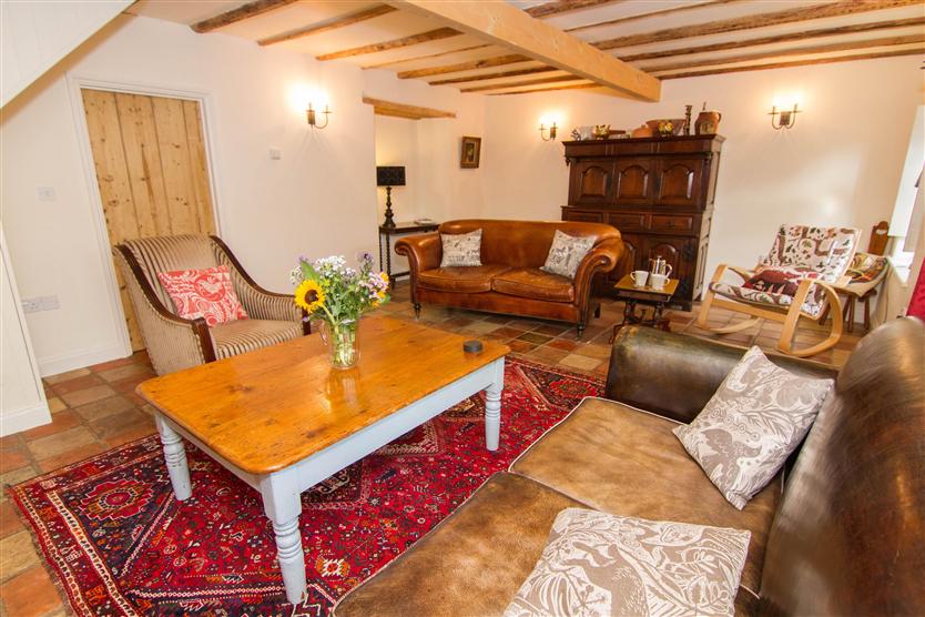 Ivy Cottage (Thornham) sleeps 6