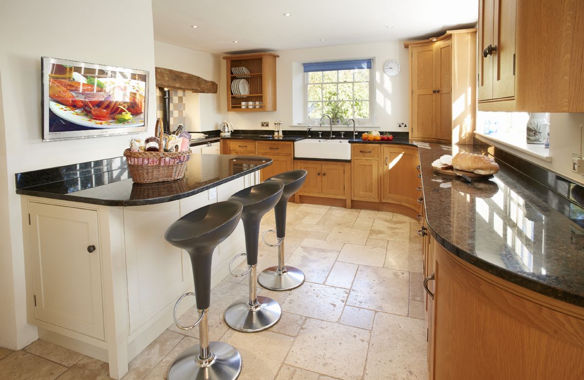 Redbridge Cottage sleeps 6