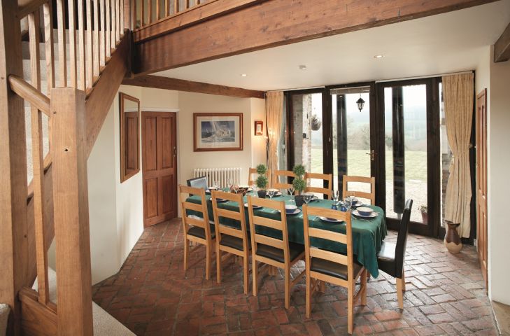 Champernhayes Barn sleeps 10