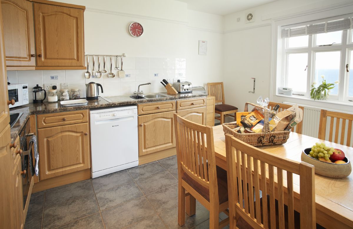 Godrevy sleeps 6