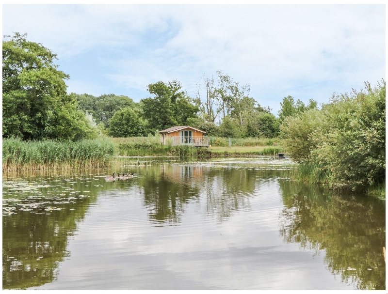 Lakeside Lodge