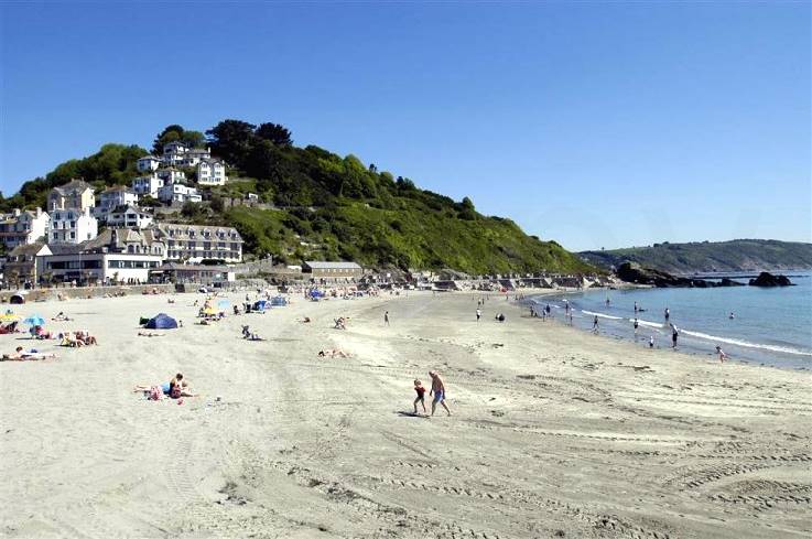 Cottage Pie is located in Looe