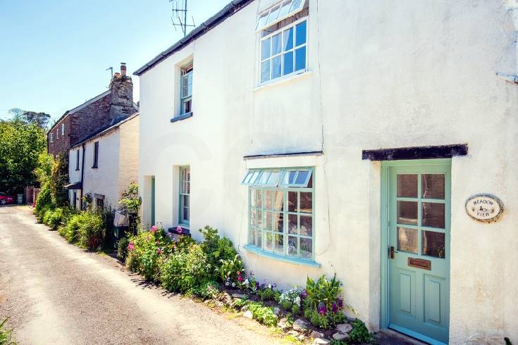 Meadow View is in Slapton, Devon