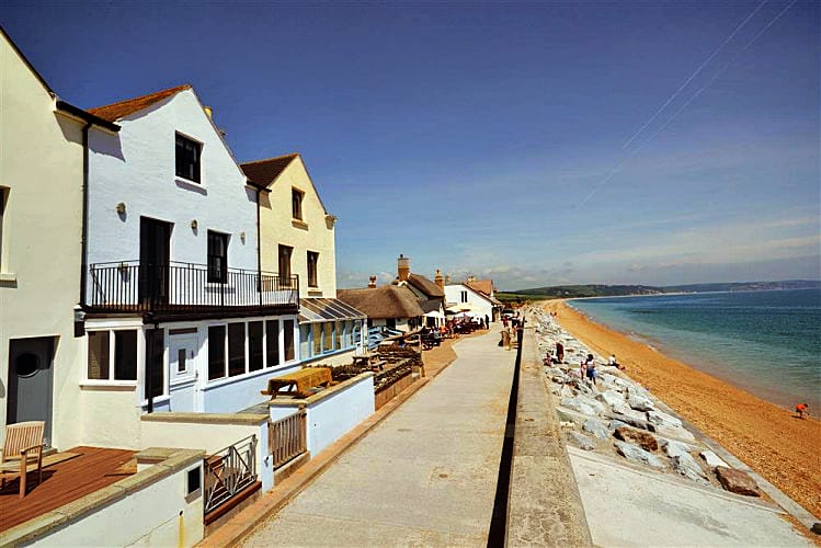 Shingle House