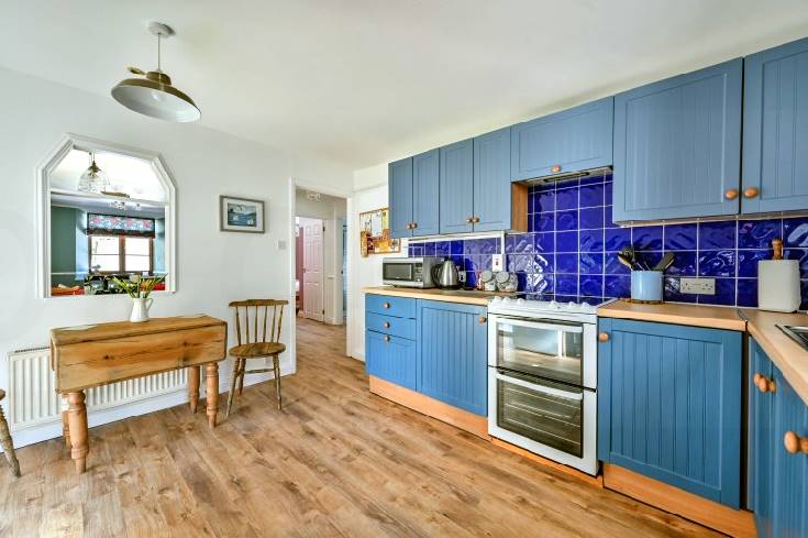 Old Chapel Cottage Apartment is in Looe, Cornwall