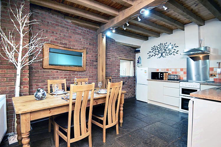 The Barn - Elsdon Cottages price range is 507