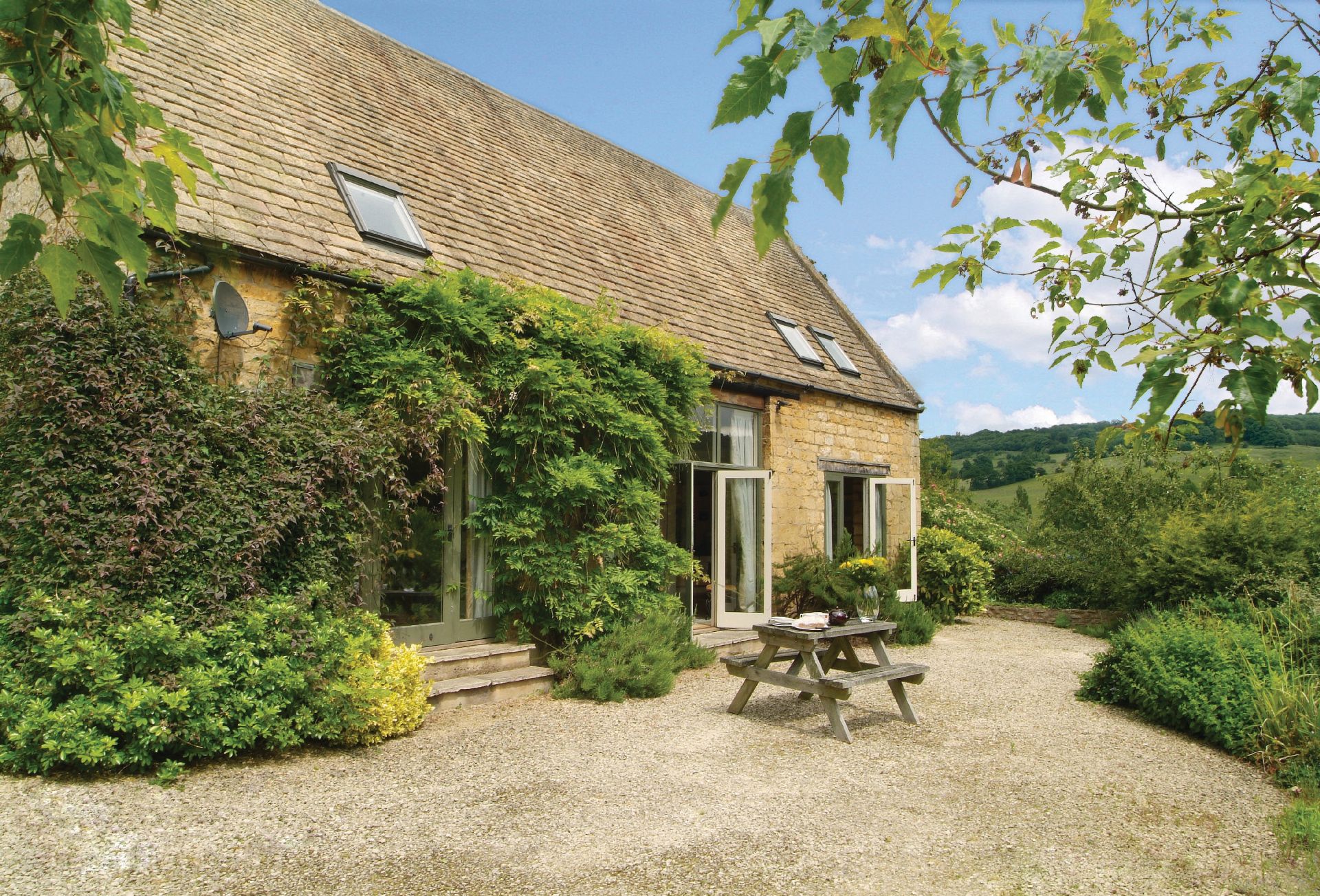 Image of Buckland Wood Barn