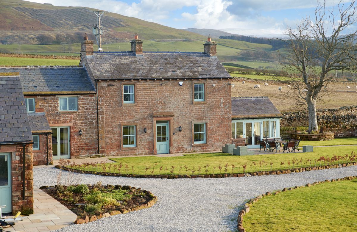 Image of Todd Hills Hall Farmhouse and Vale Croft