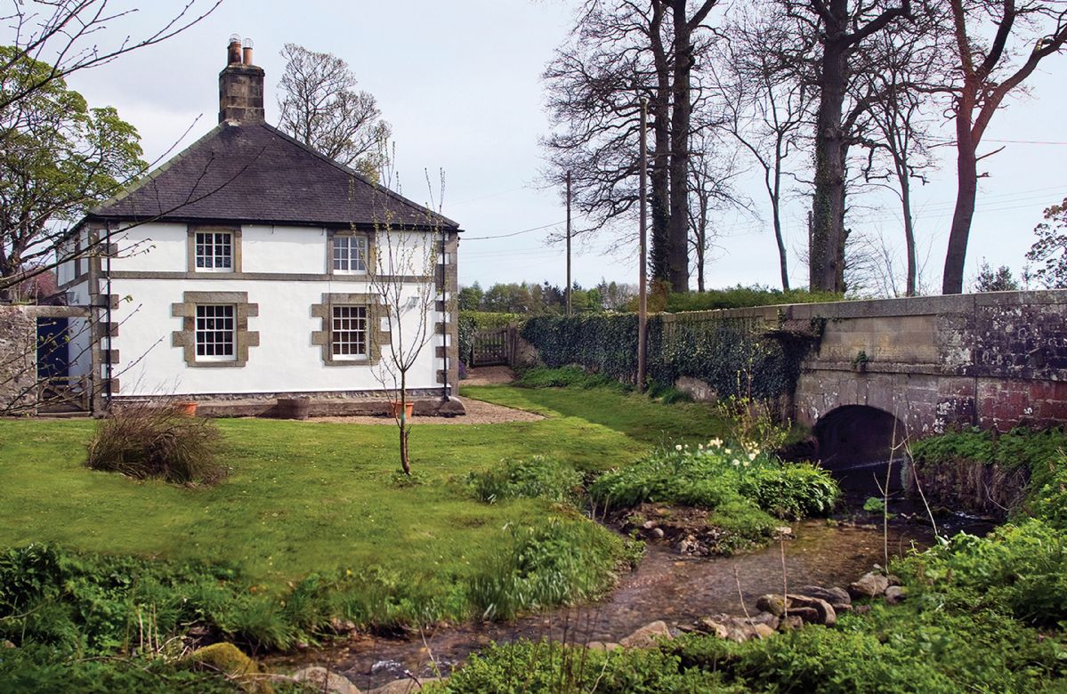 Image of Haughton Castle - White Lodge