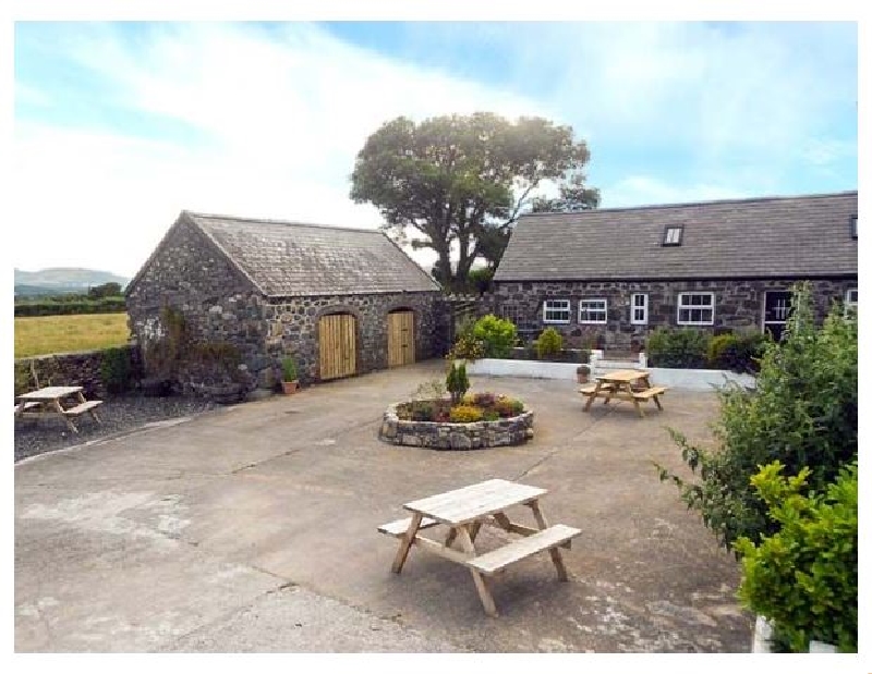 Image of Bwthyn y Dderwen (Oak Cottage)