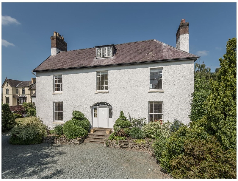 Image of The Old Schoolhouse and Cottage