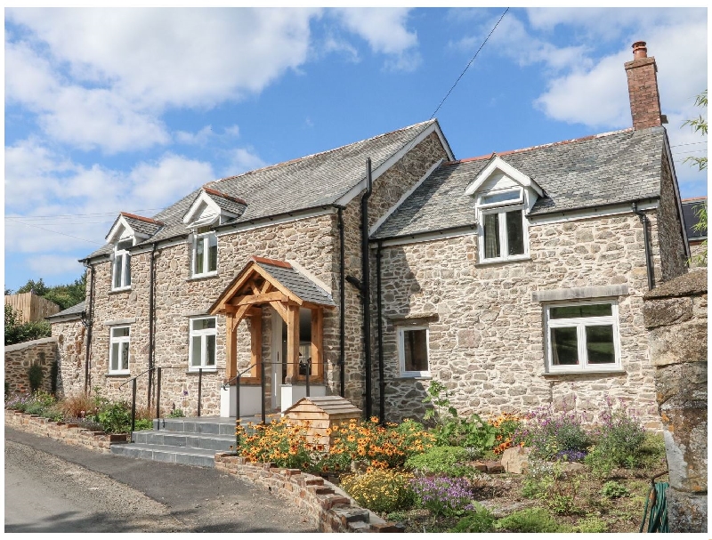 Image of Middle Dean Farmhouse