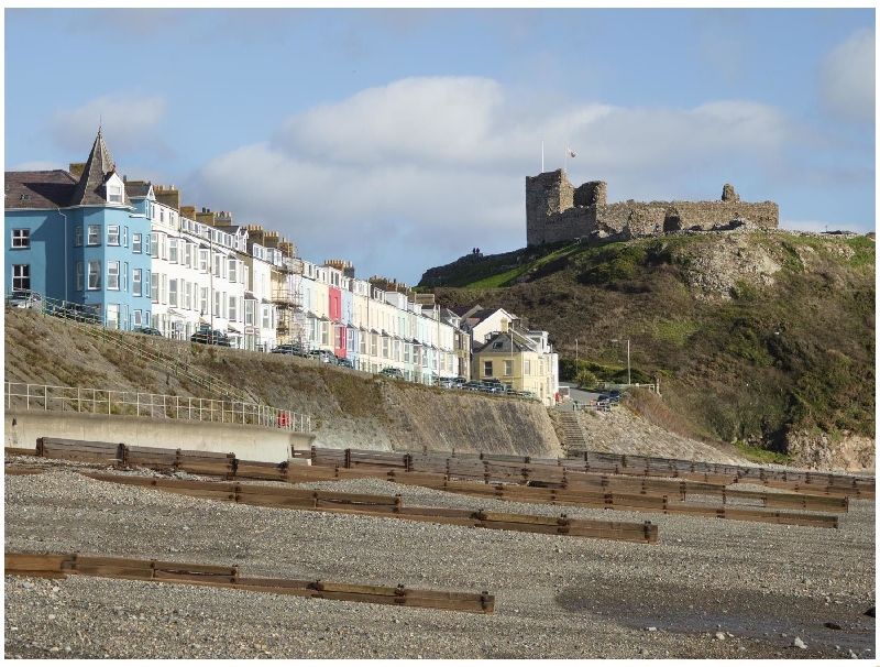 Image of The Towers - Llyn