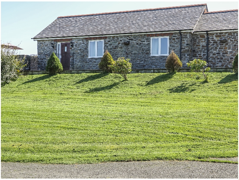 Image of Middle Barn