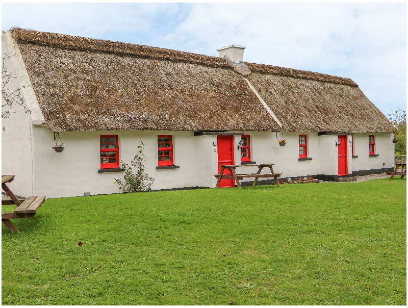 Image of No. 10 Tipperary Thatched Cottage