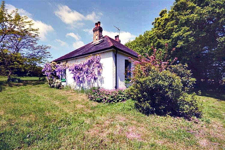 Image of Pinns Farm Bungalow